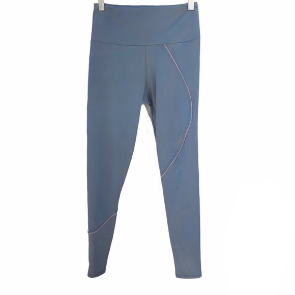 Onzie pale green capri legging piping detail size Small Medium - Picture 1 of 7